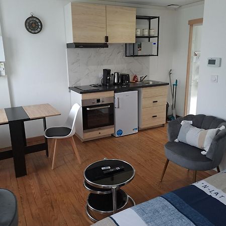 24H Course/Moto/ Oasis / Antares Apartment Le Mans Bagian luar foto